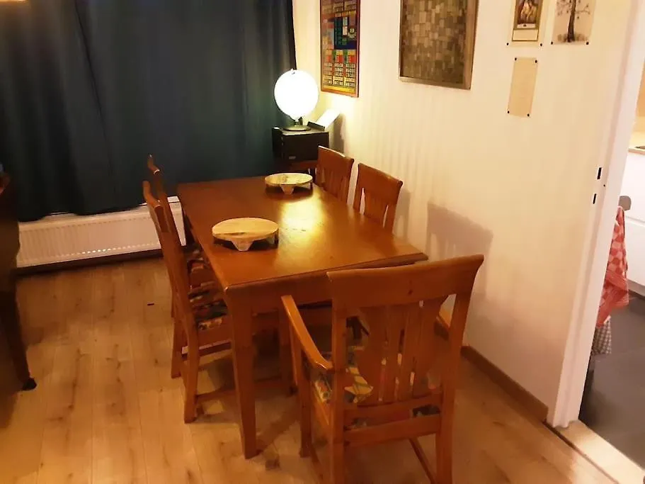 Luxurious 2 Bedroom Appartment アントウェルペン